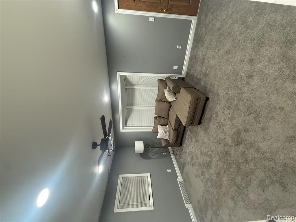 44862 Willis Road Belleville, MI 48111 - Photo 6 of 14