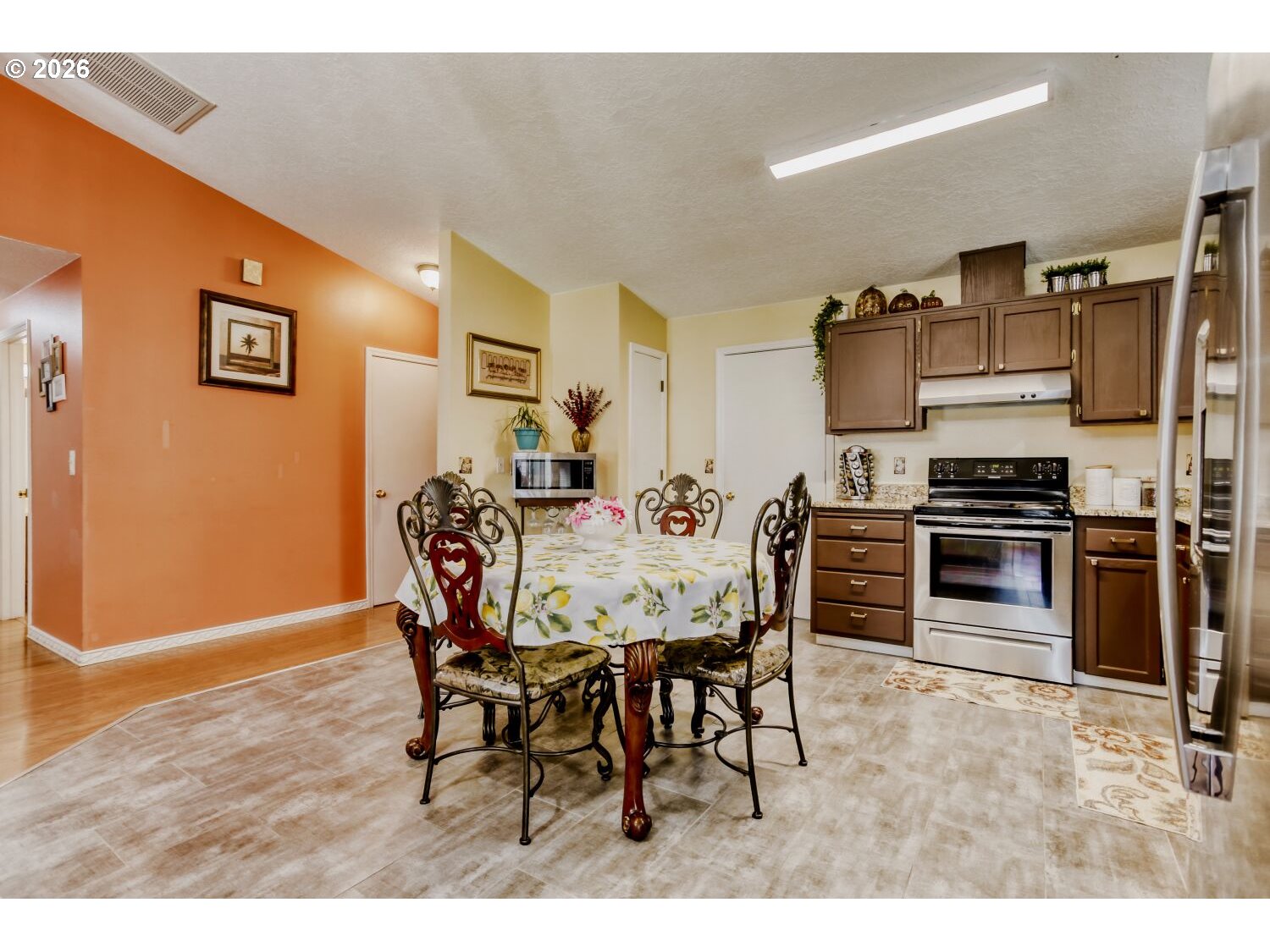 230 Southwest 22nd Street Troutdale, OR 97060 - Photo 10 of 29