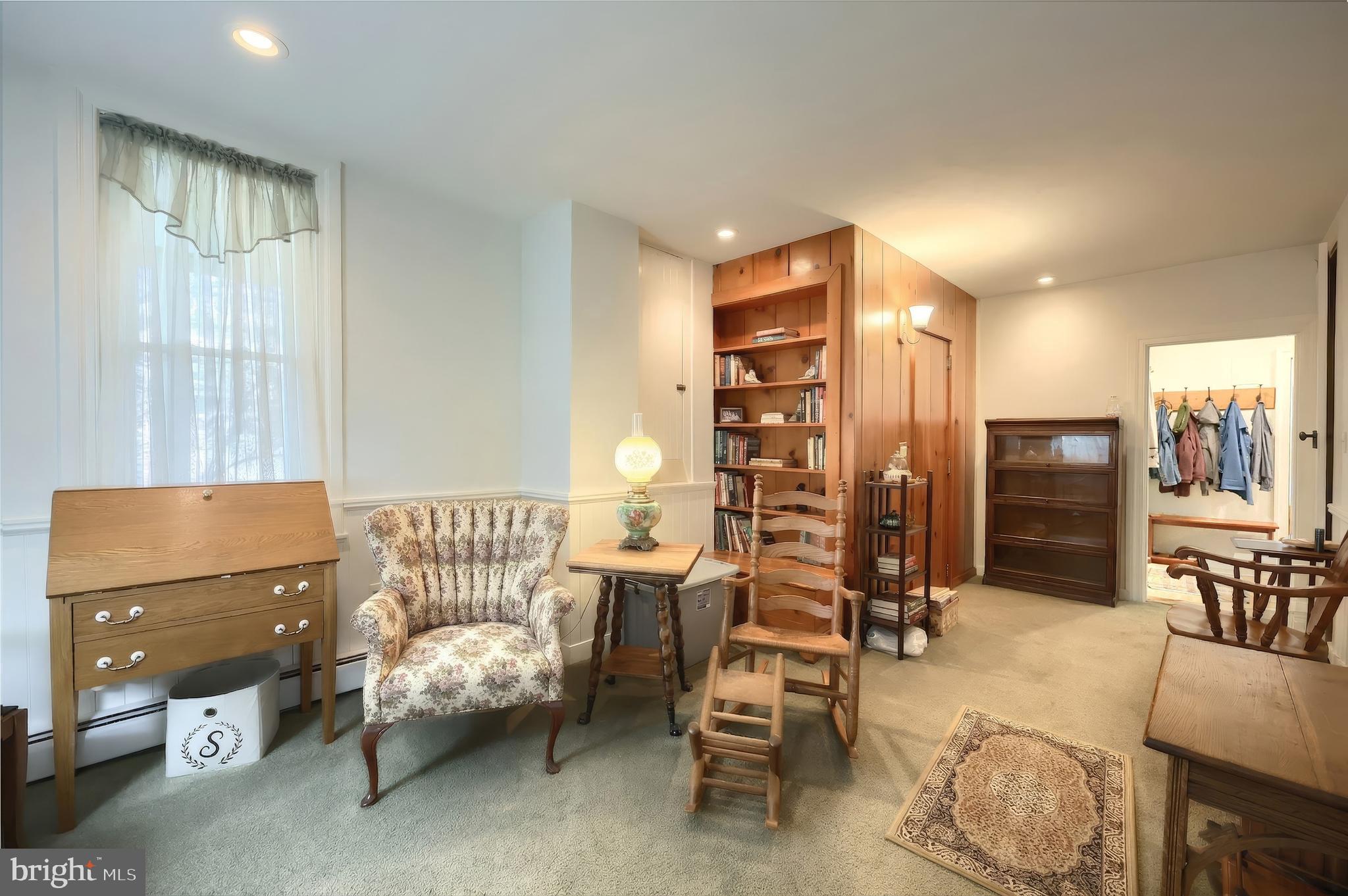 157 West Main Street Windsor, PA 17366 - Photo 9 of 35