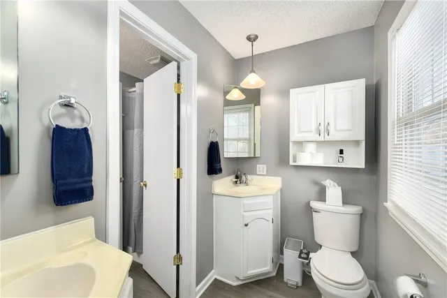 $245,000 | 16501 East 28th Place, Independence, MO 64055