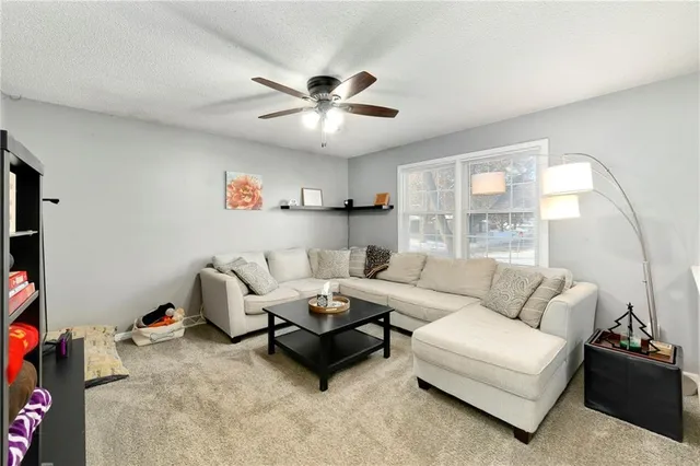 $245,000 | 16501 East 28th Place, Independence, MO 64055