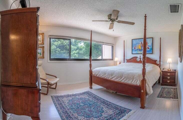 3205 Bridgewood Drive, Unit 3205 Boca Raton, FL 33434 - Photo 21 of 25 3205 Bridgewood-Masterbedroom
