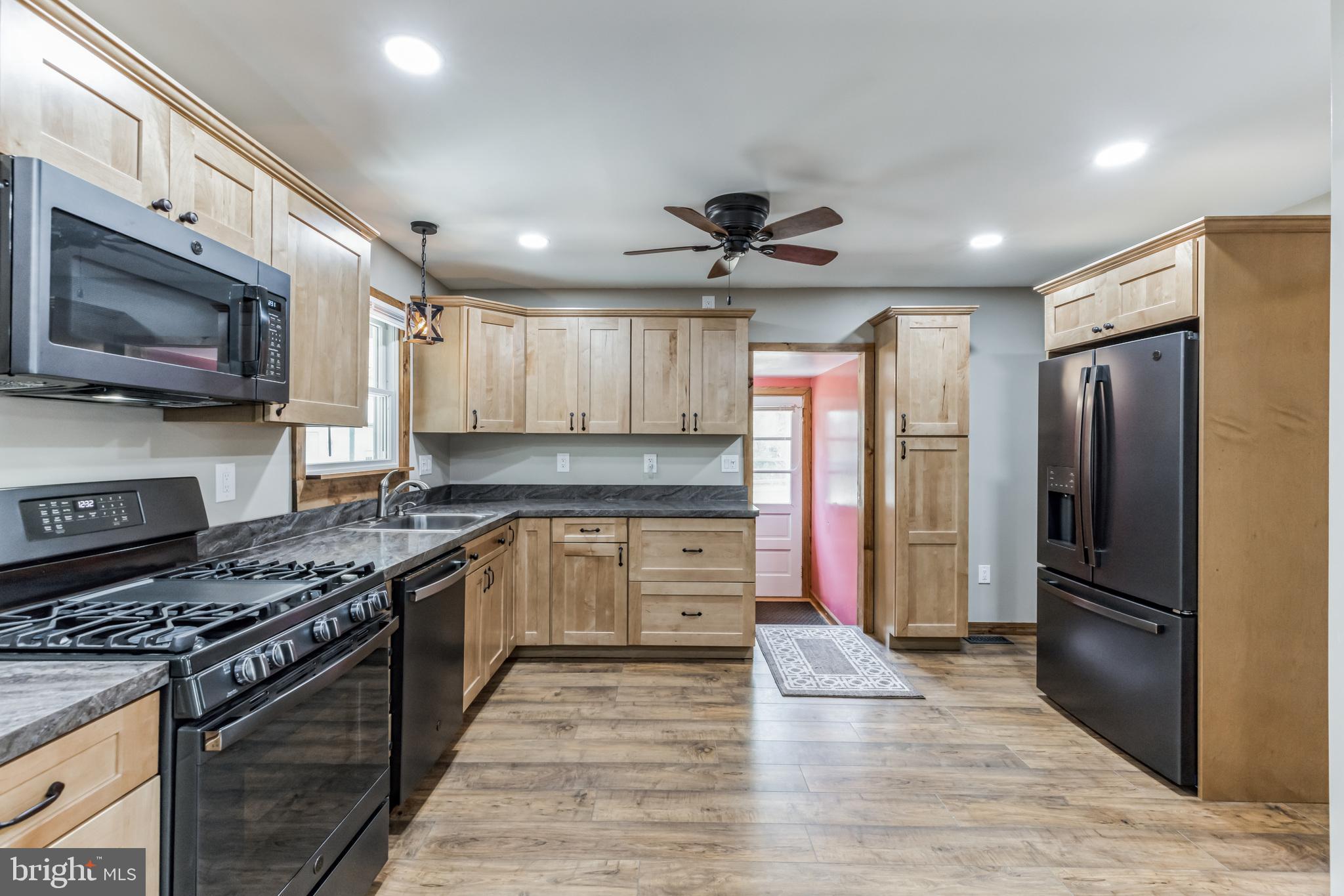 522 Fairview Road Glassboro, NJ 08028 - Photo 12 of 47