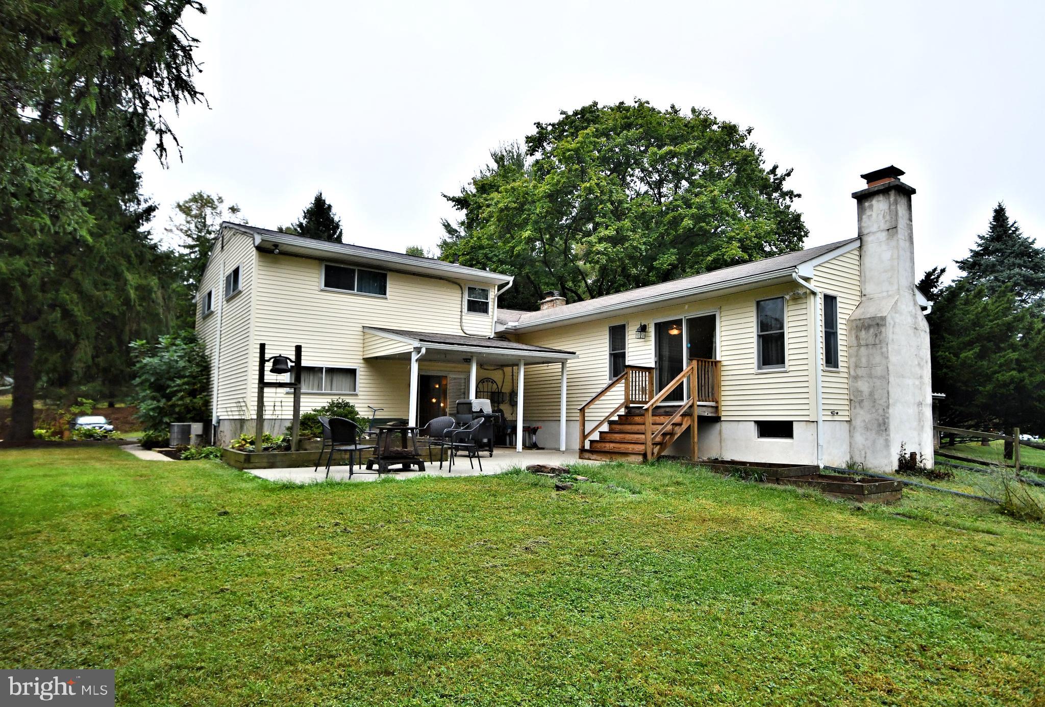 124 Sheeder Road Phoenixville, PA 19460 - Photo 3 of 77