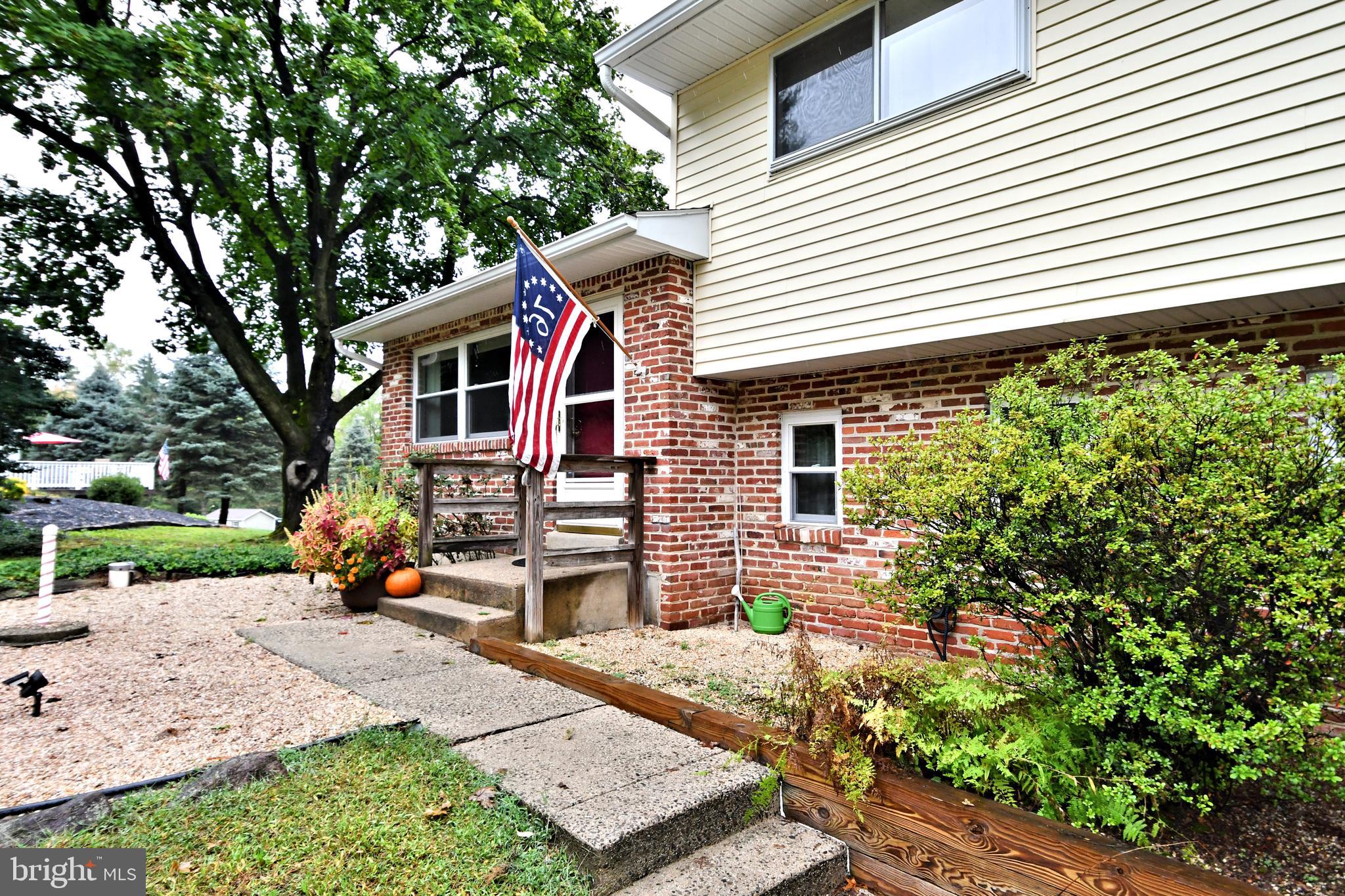 124 Sheeder Road Phoenixville, PA 19460 - Photo 9 of 77