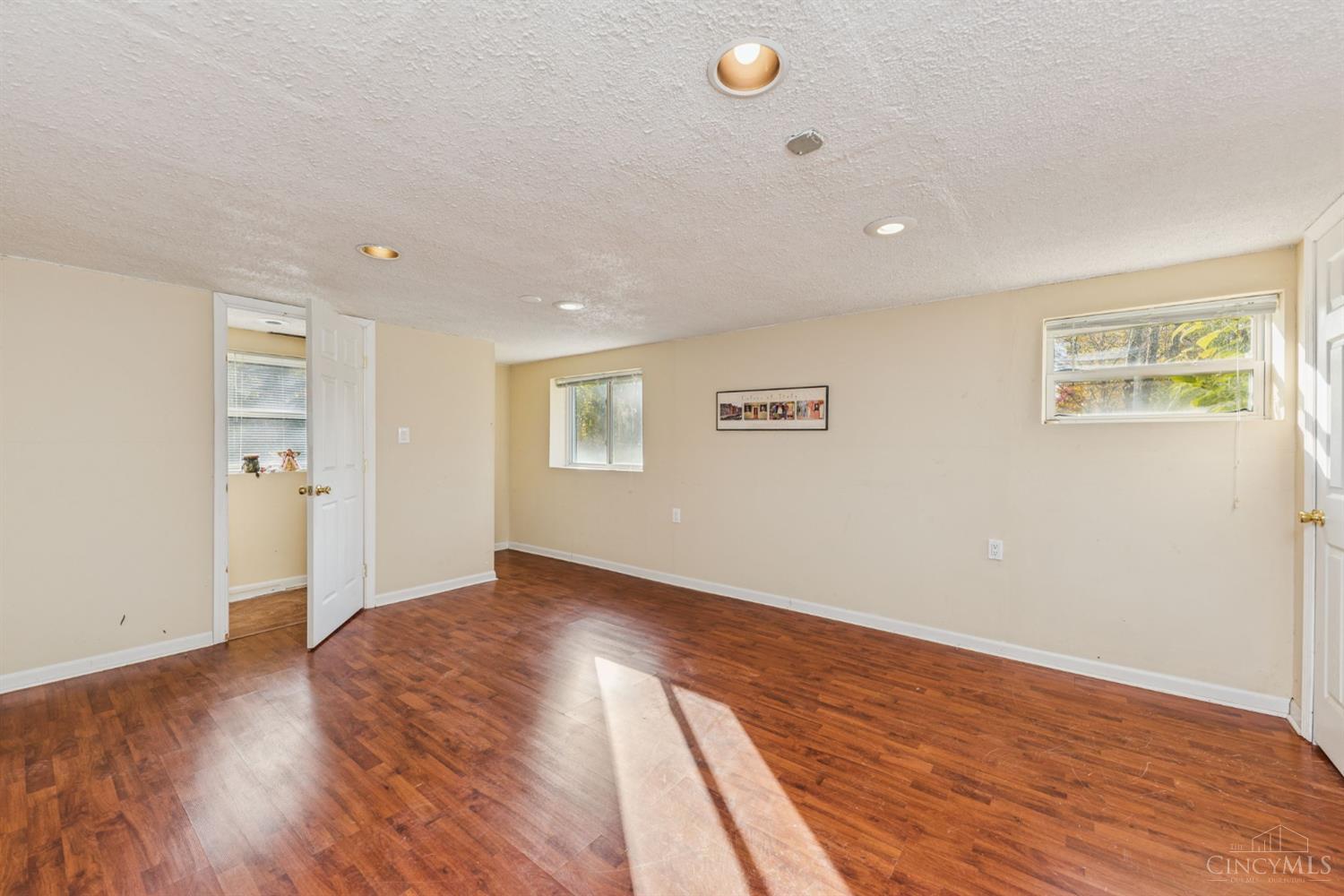 1408 Dale Road Amelia, OH 45102 - Photo 37 of 42 Gallery Image 37
