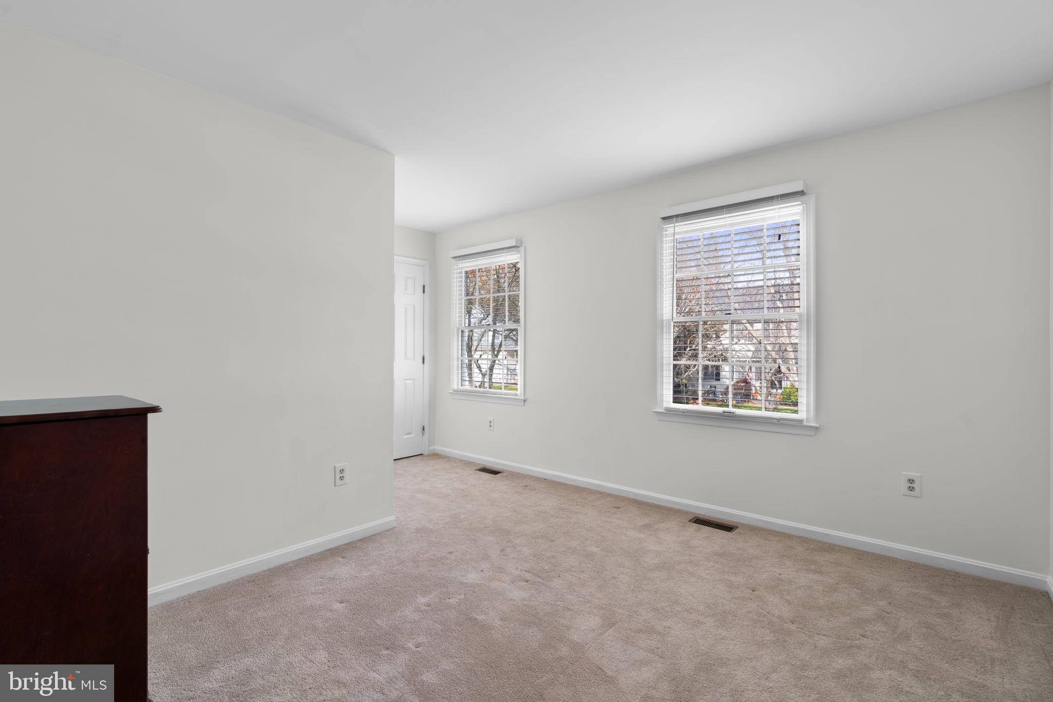 103 Idlewild Road Severna Park, MD 21146 - Photo 26 of 39 an empty room with windows