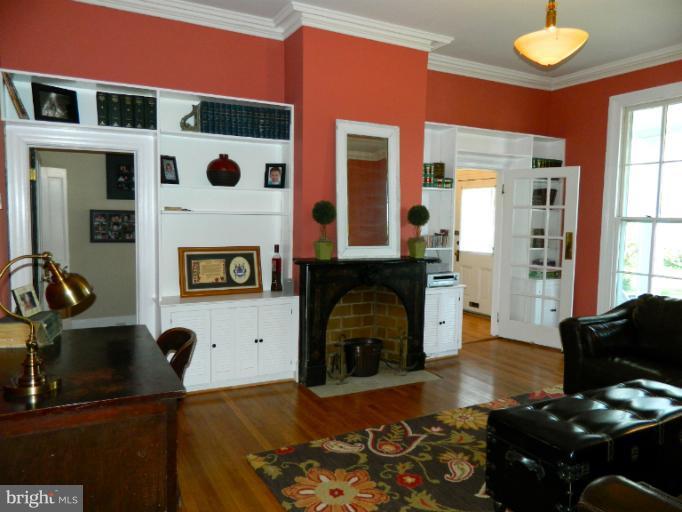1101 Frederick Road Catonsville, MD 21228 - Photo 23 of 30 Family Room