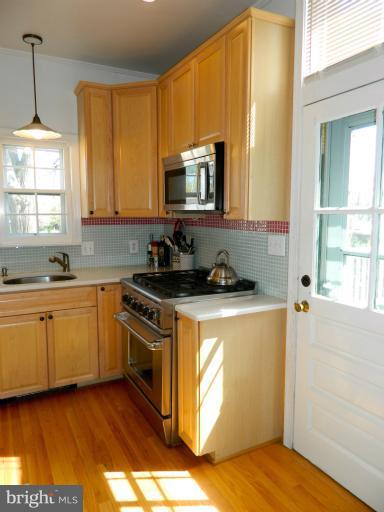 1101 Frederick Road Catonsville, MD 21228 - Photo 25 of 30 Kitchen