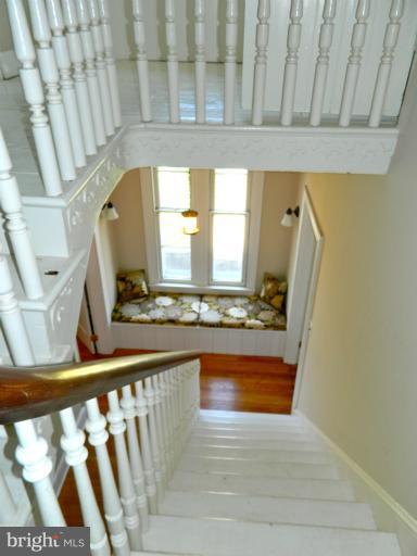 1101 Frederick Road Catonsville, MD 21228 - Photo 10 of 30 Beautiful staircase