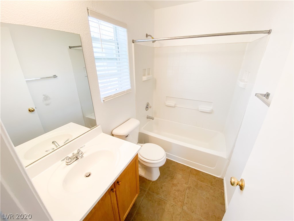 8824 Roping Rodeo Avenue, Unit 101 Las Vegas, NV 89178 - Photo 13 of 17