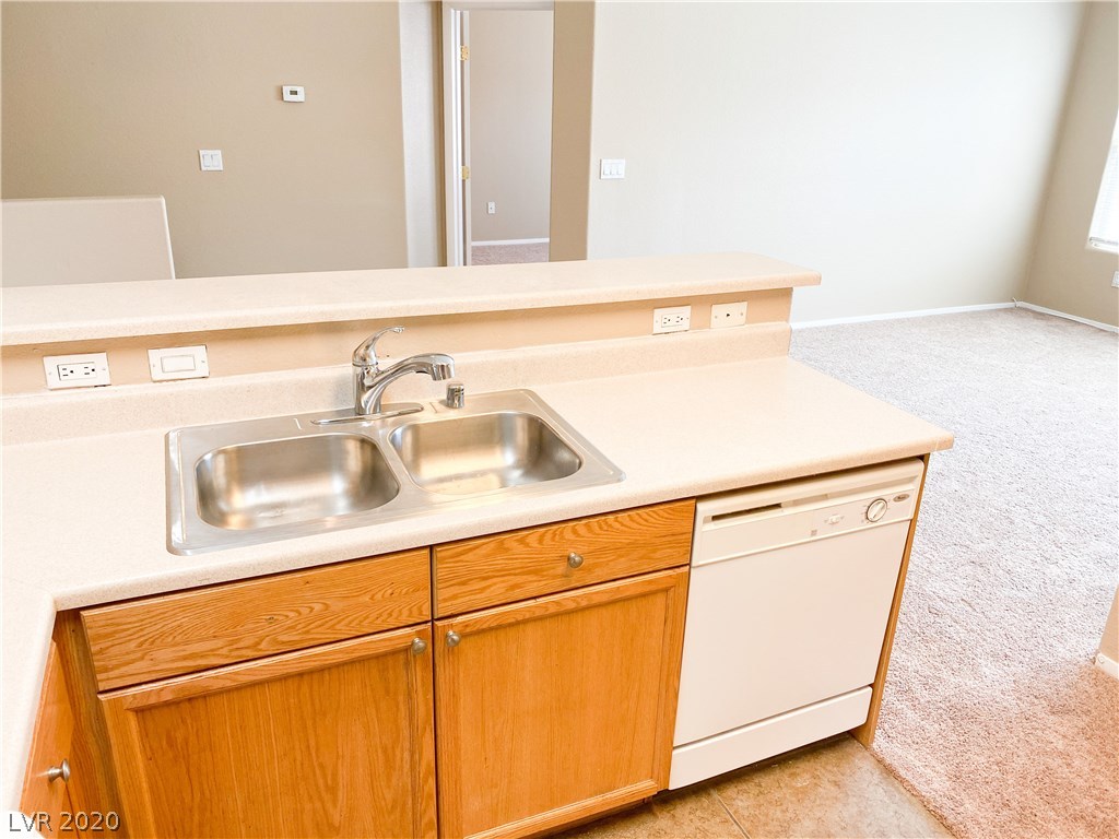 8824 Roping Rodeo Avenue, Unit 101 Las Vegas, NV 89178 - Photo 7 of 17