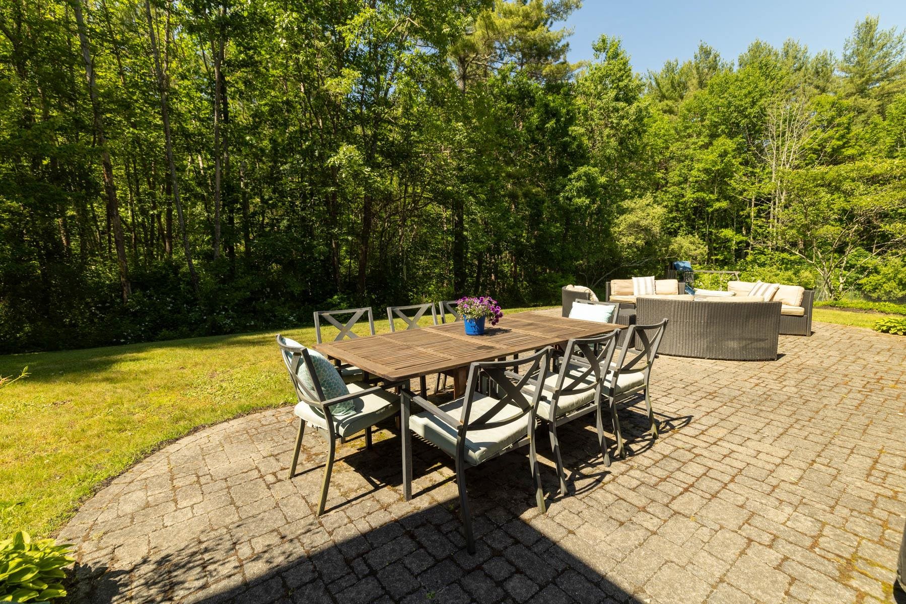 442 Old Garrison Road Dover, NH 03820 - Photo 10 of 40