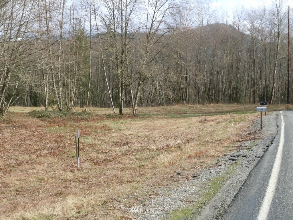 339 Lake Samish Road Bellingham, WA 98229 - Photo 3 of 4 Gallery Image 3