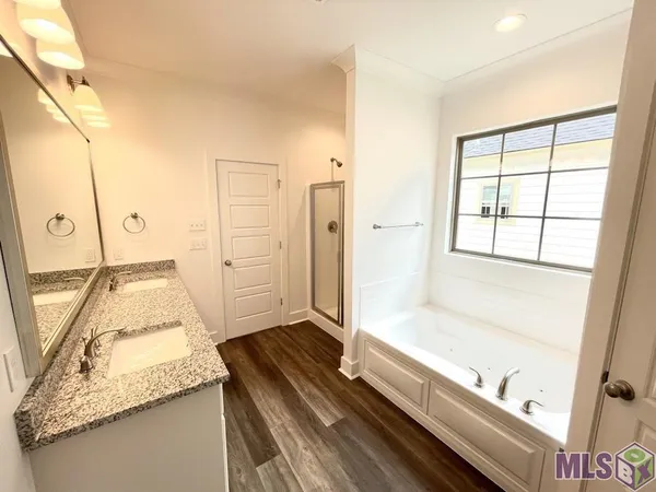 $2,600 | 12951 Great Tern Avenue, Baton Rouge, LA 70810