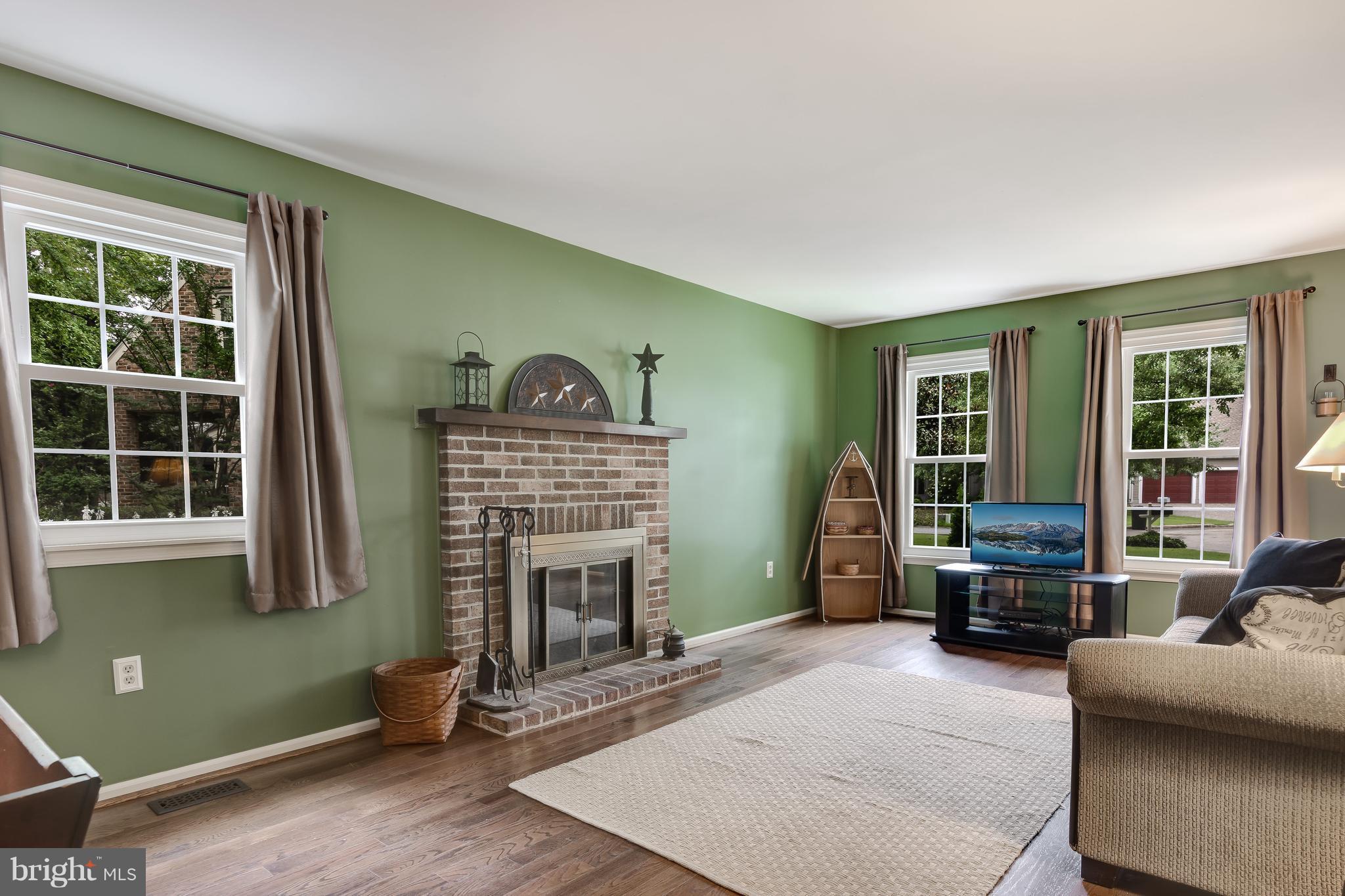 5 Reed Court Chestertown, MD 21620 - Photo 10 of 27 a living room with furniture and a fireplace