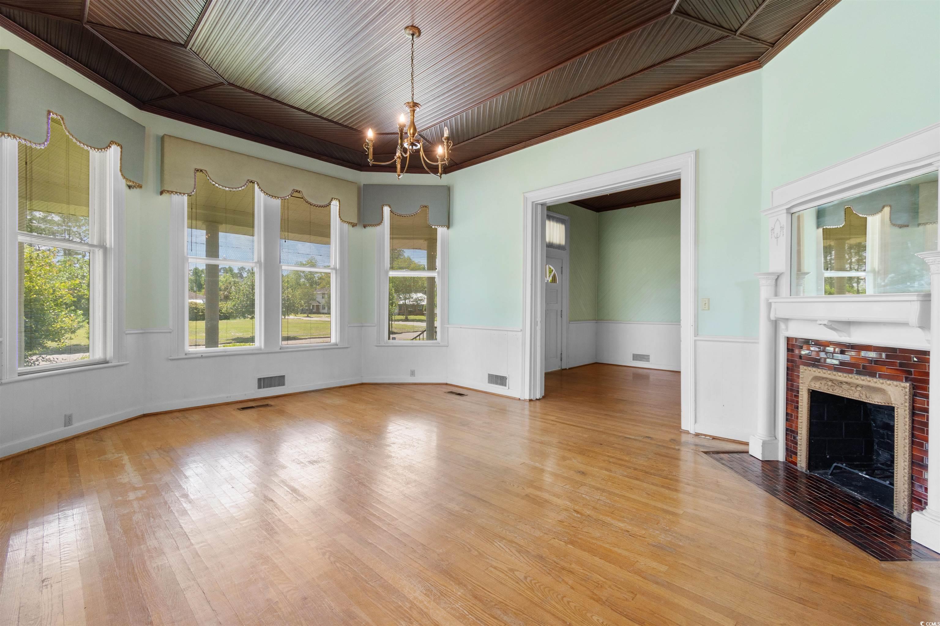 118 Ford Avenue Mullins, SC 29574 - Photo 5 of 40