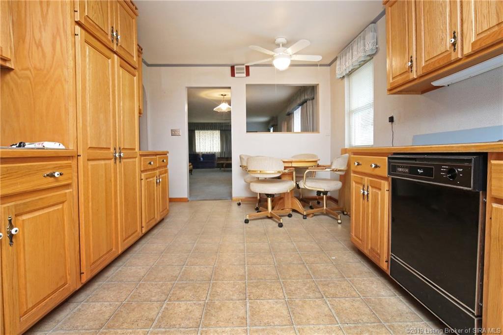 217 Spickert Knob Road New Albany, IN 47150 - Photo 10 of 52 Gallery Image 10