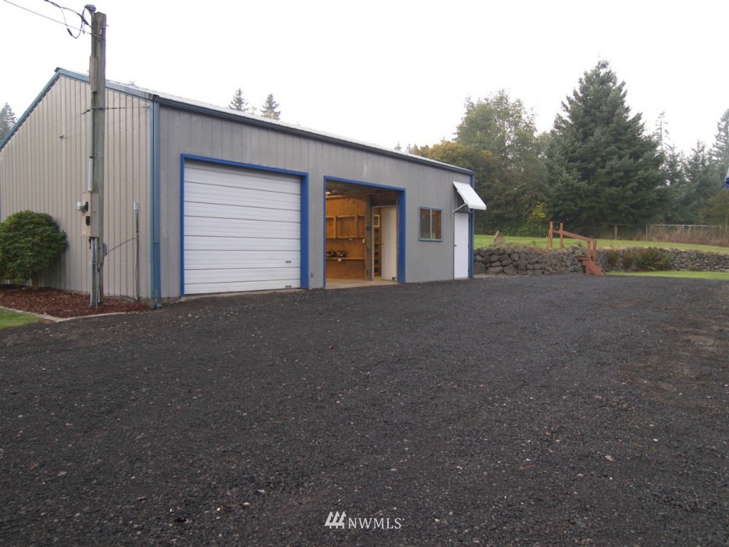 4164 Ramsey Road Southeast Port Orchard, WA 98366 - Photo 2 of 15 Gallery Image 2