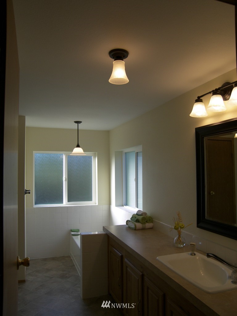 4164 Ramsey Road Southeast Port Orchard, WA 98366 - Photo 7 of 15 Gallery Image 7