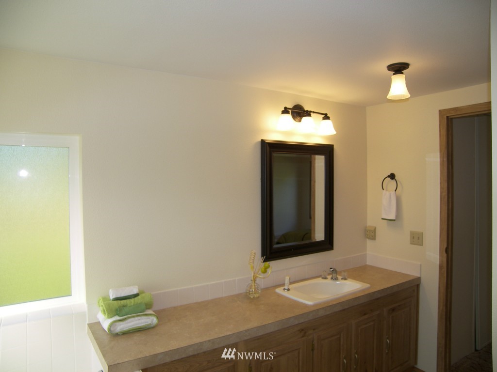 4164 Ramsey Road Southeast Port Orchard, WA 98366 - Photo 8 of 15 Gallery Image 8