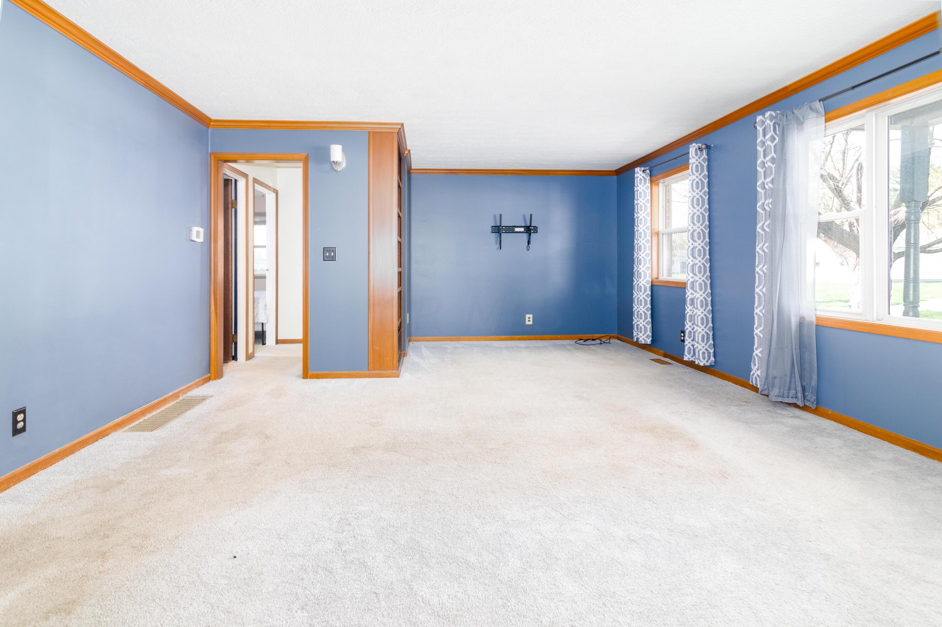 3434 Negley Road Columbus, OH 43232 - Photo 6 of 35 3434 Negley-7