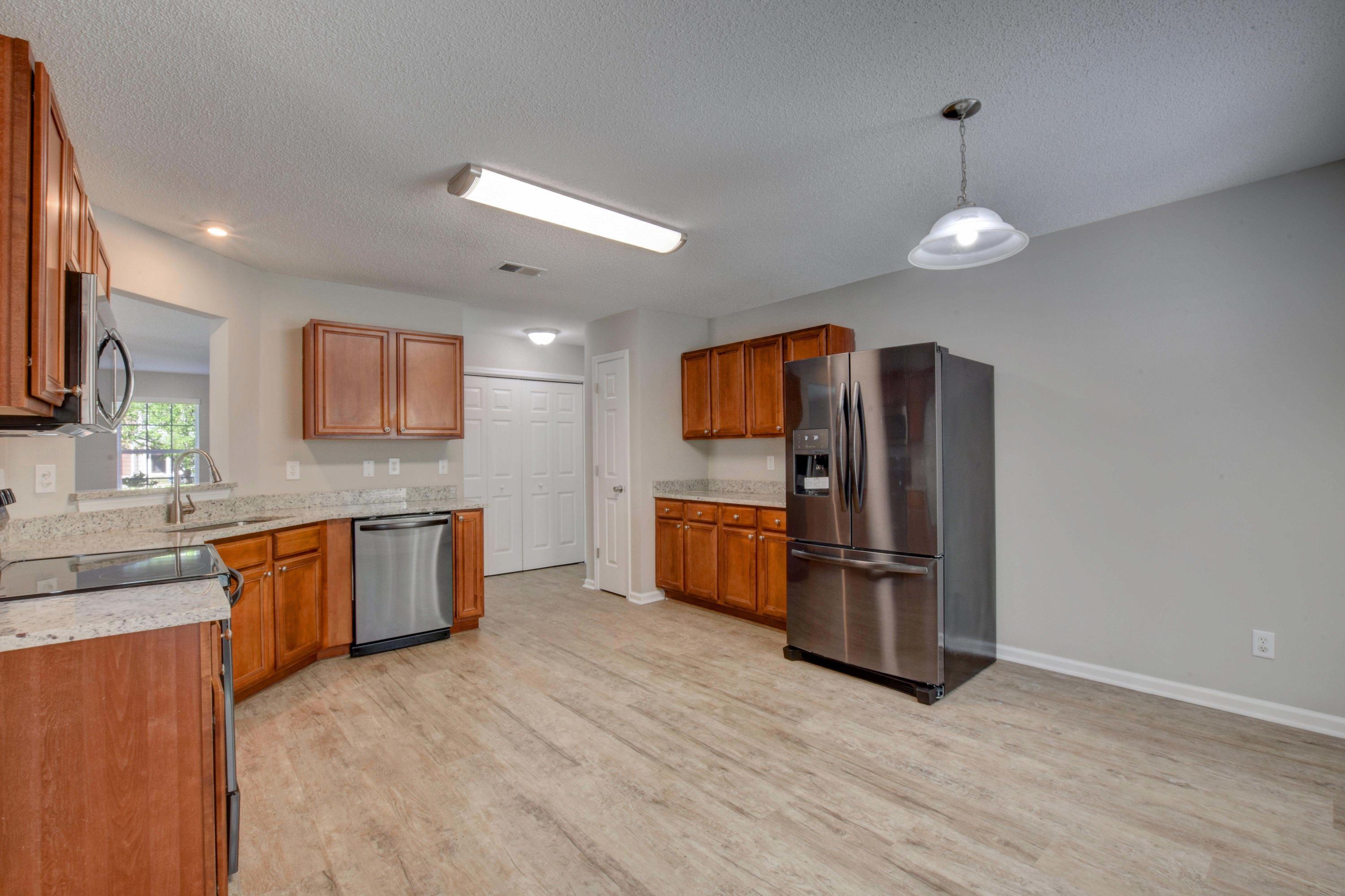 283 Dunning Road Summerville, SC 29486 - Photo 28 of 36 1-32