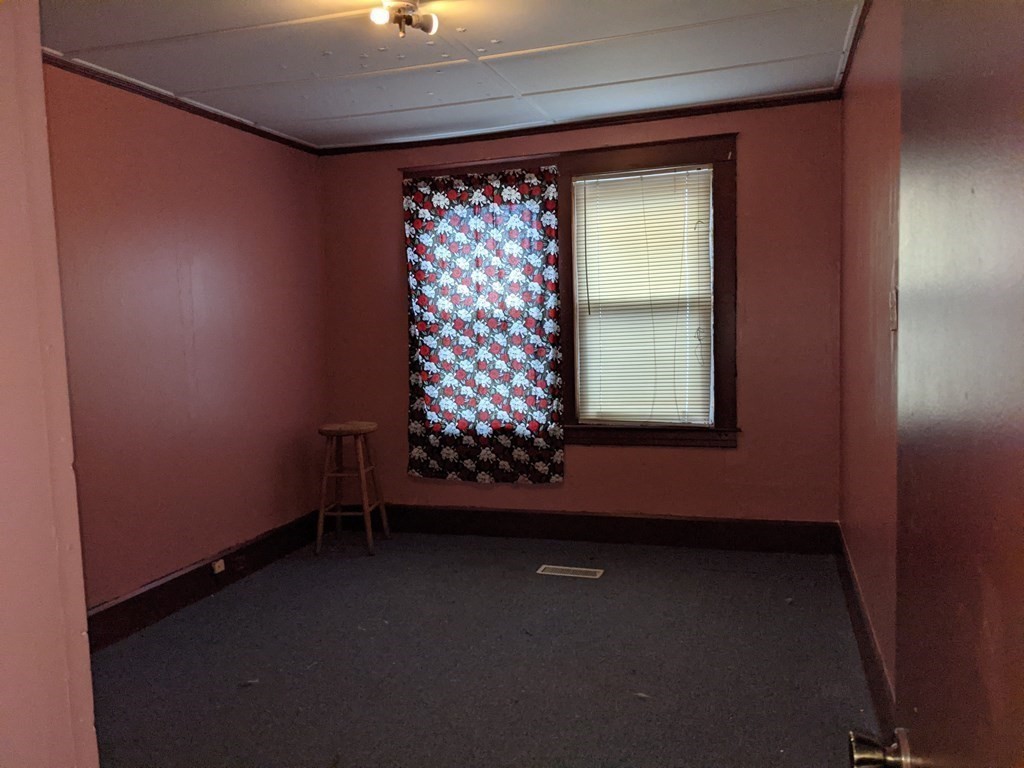 13 Maple Street Hardwick, MA 01031 - Photo 16 of 40 Gallery Image 16