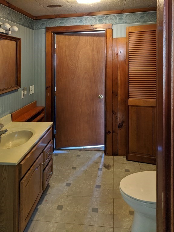 13 Maple Street Hardwick, MA 01031 - Photo 20 of 40 Gallery Image 20