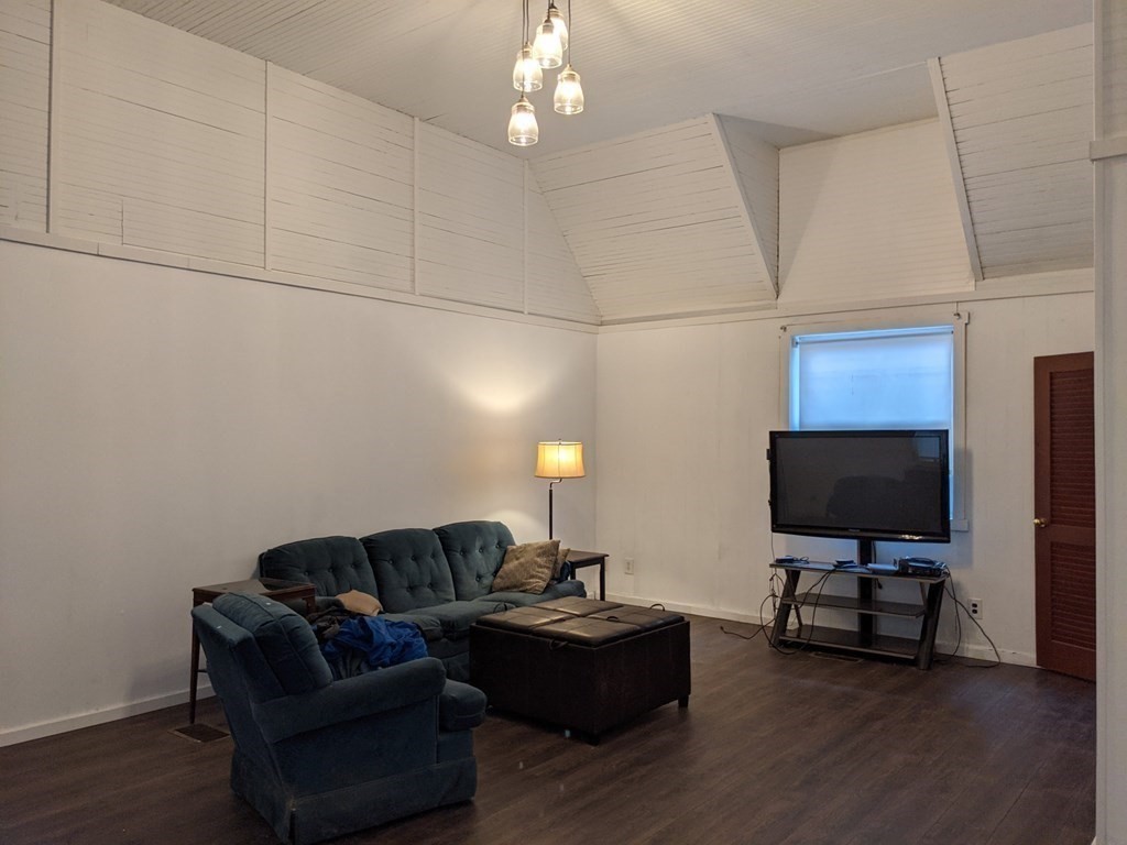 13 Maple Street Hardwick, MA 01031 - Photo 5 of 40 Gallery Image 5