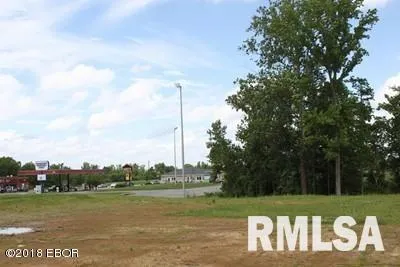 $200,000 | 1414 East Walnut Street, Carbondale, IL 62902