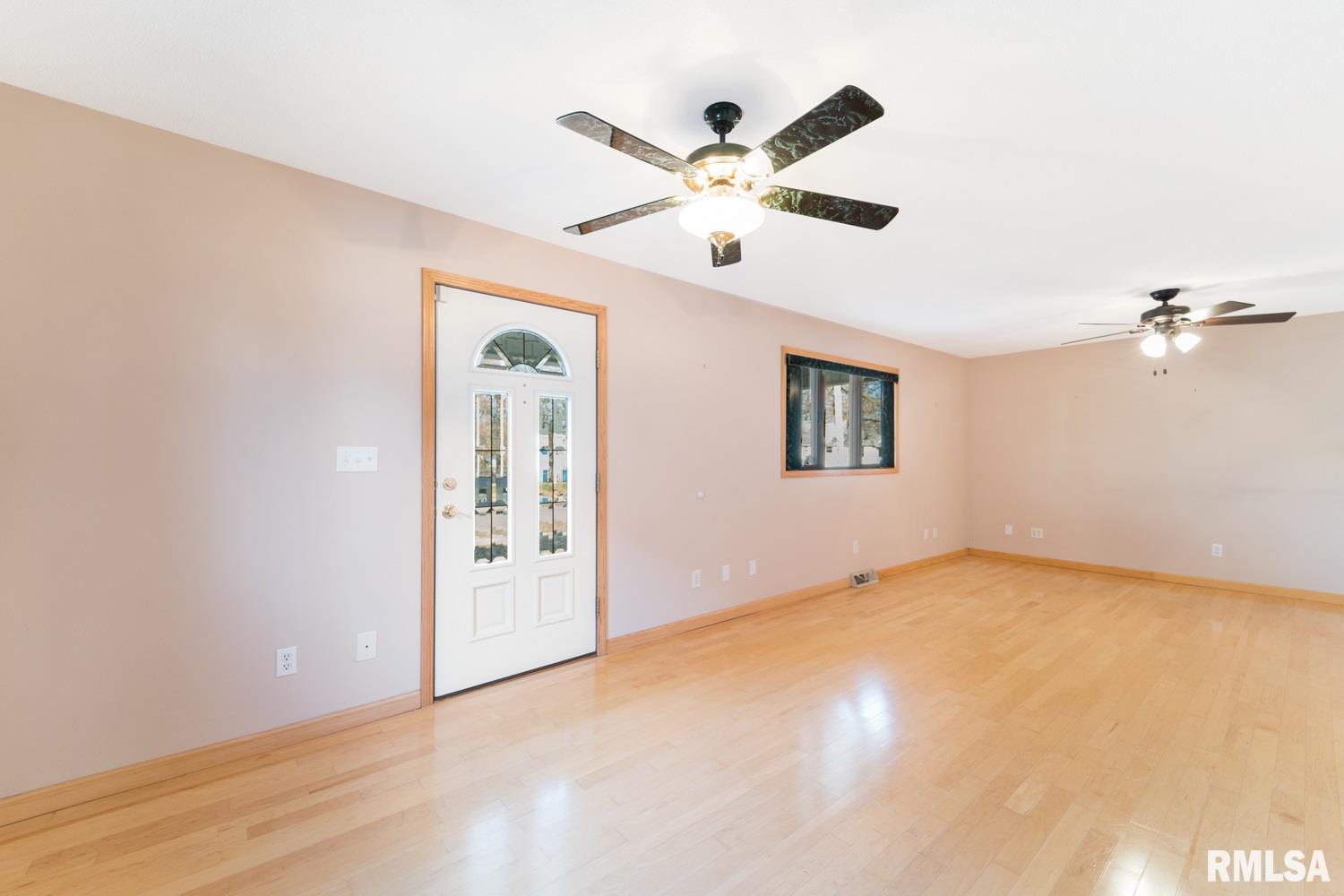 2024 North 16th Street Springfield, IL 62702 - Photo 9 of 36