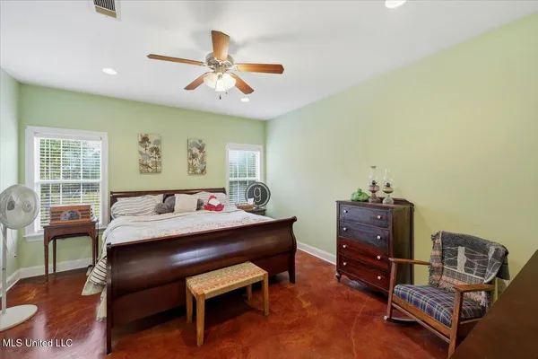 $299,900 | 1333 Scr 51, Mount Olive, MS 39119