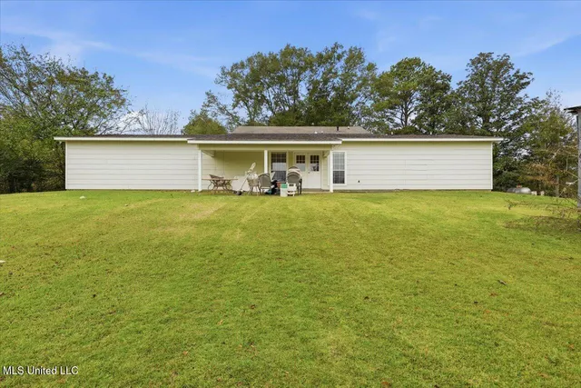 $309,900 | 1333 Scr 51, Mount Olive, MS 39119