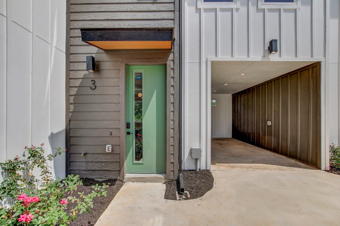 4127 East 12th Street, Unit 3 Austin, TX 78721 - Photo 25 of 29 a view of a entryway door of the house