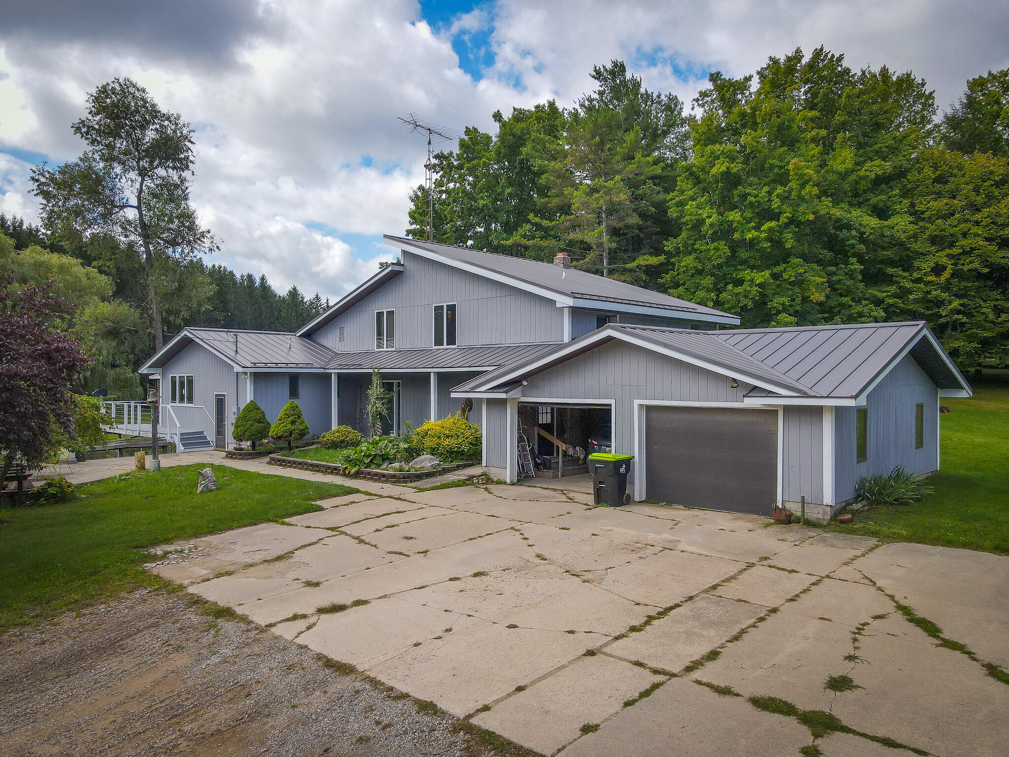 5260 North Hockaday Road Gladwin, MI 48624 - Photo 44 of 81 DJI_0168