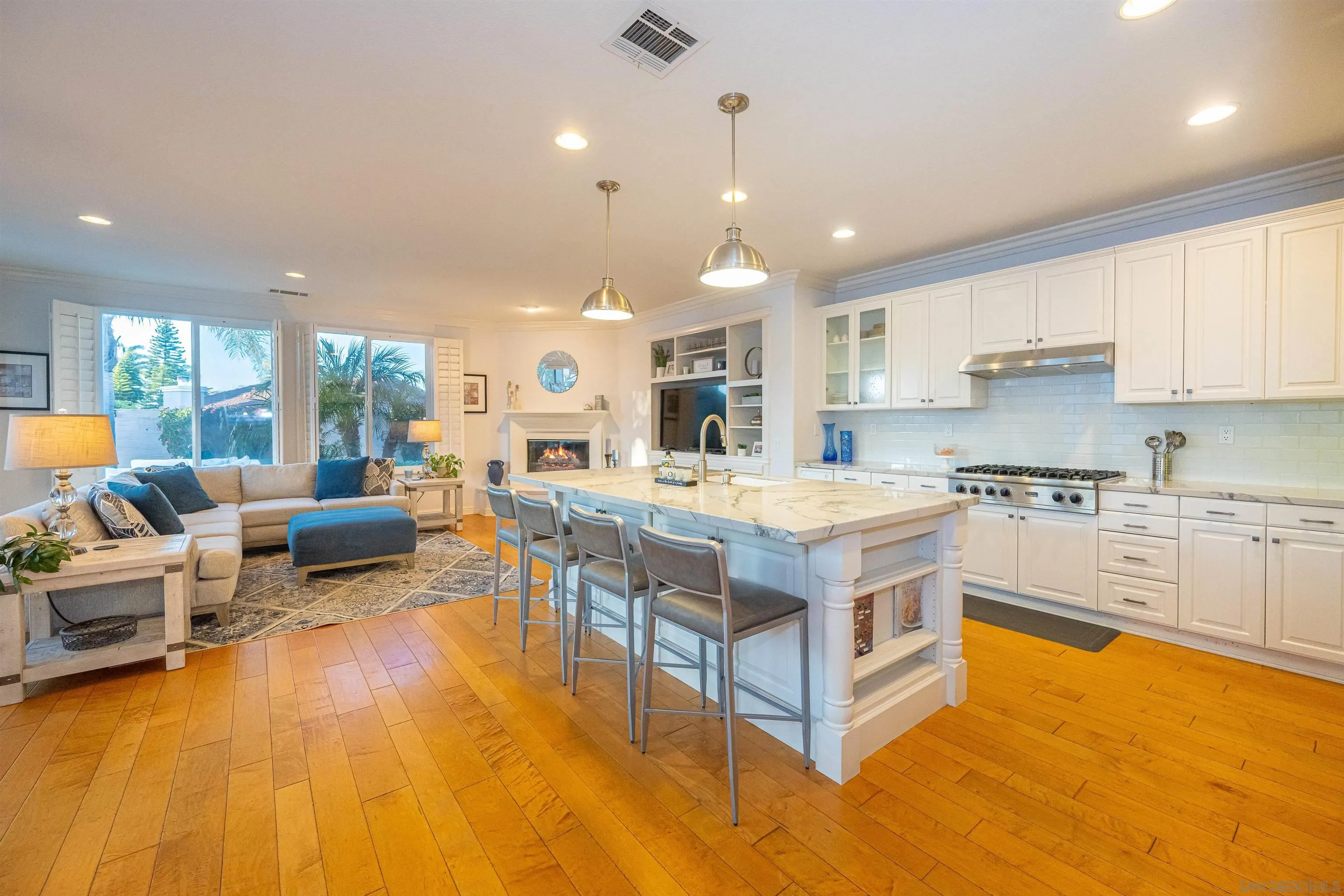 1540 Weatherly Road Carlsbad, CA 92011 - Photo 9 of 58