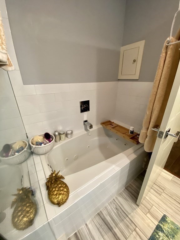 348 E Street Boston, MA 02127 - Photo 11 of 17