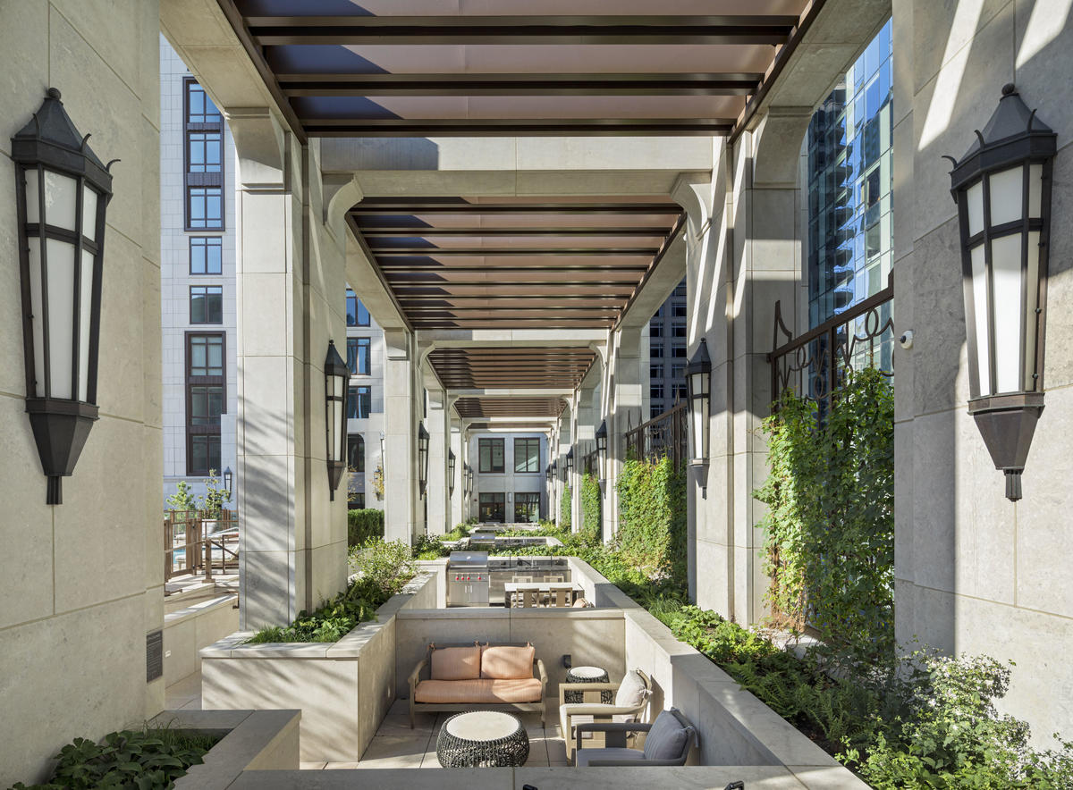 514 North Peshtigo Court, Unit 3307 Chicago, IL 60611 - Photo 27 of 30 a front view of a house with outdoor seating