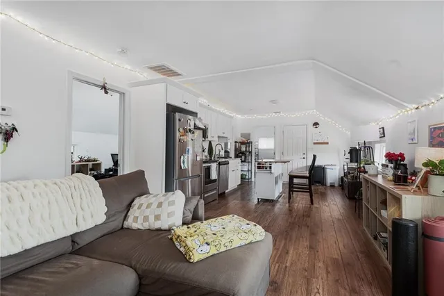 $685,000 | 670 Wickenden Street, Providence, RI 02903