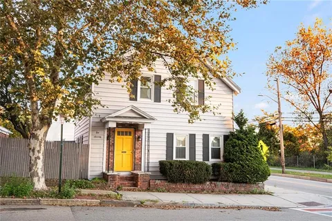 $685,000 | 670 Wickenden Street, Providence, RI 02903