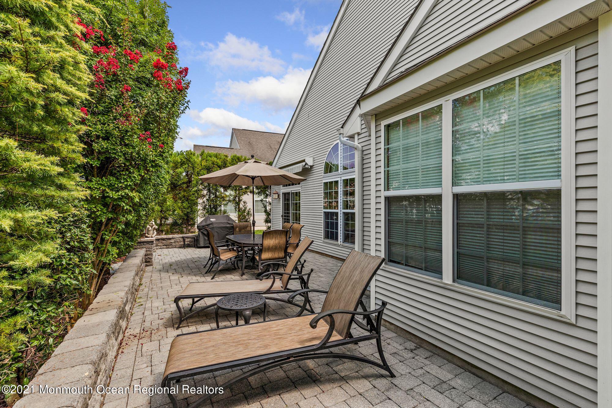 23 Hartack Road Manalapan, NJ 07726 - Photo 22 of 30 034_23_Hartack_Rd_348388_654054
