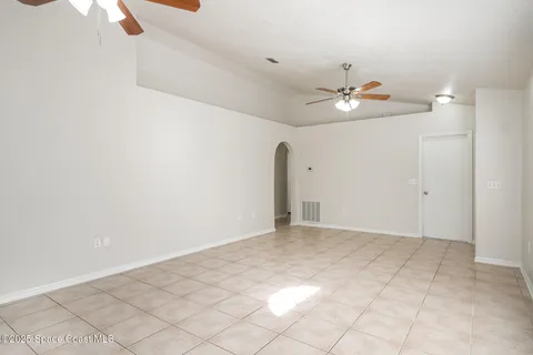 $297,500 | 2728 Maderia Circle, Melbourne, FL 32935