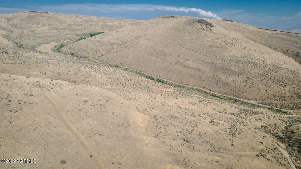 Nka Norman Road, Unit 402 Yakima, WA 98901 - Photo 10 of 13 LCStHilaireLand-6