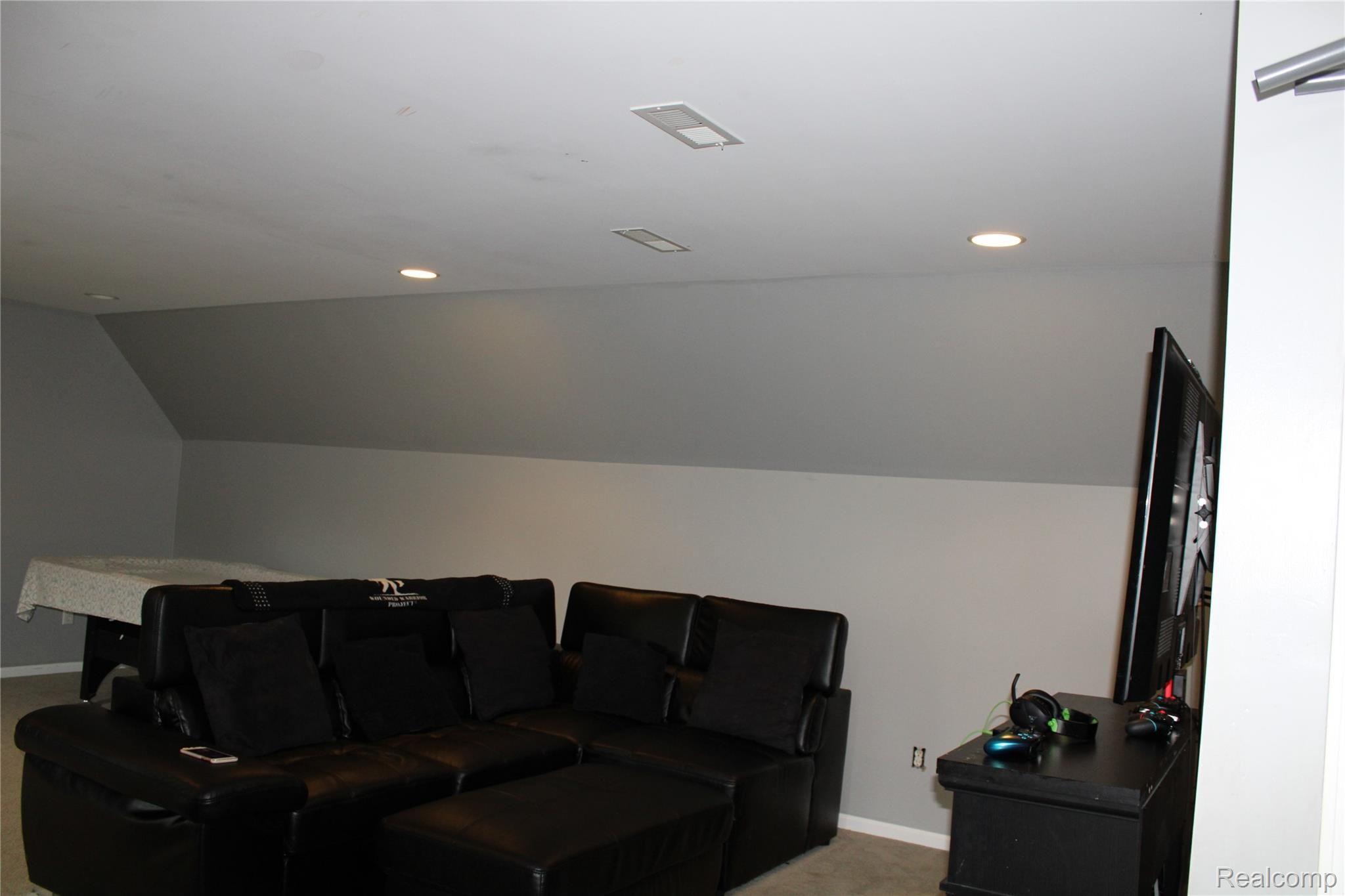 7203 Coldwater Road Flushing, MI 48433 - Photo 54 of 72 IMG_1585.JPG