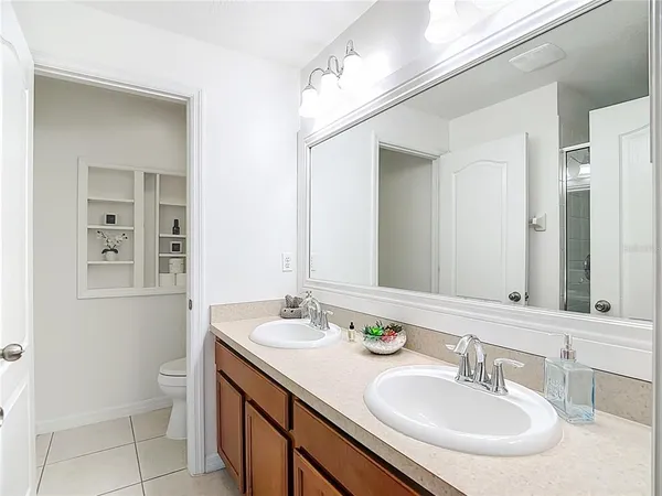 $239,000 | 4194 Winding Vine Drive, Lakeland, FL 33812