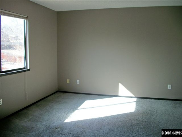 5939 Ridge Lane Reno, NV 89523 - Photo 5 of 9 Photo 5
