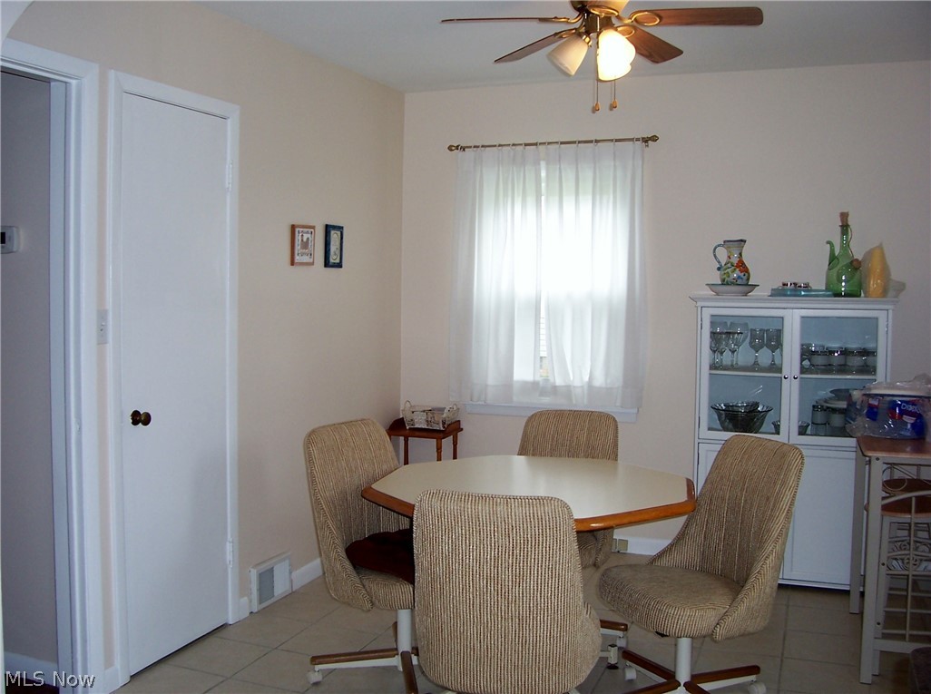 576 Miner Road Cleveland, OH 44143 - Photo 9 of 27