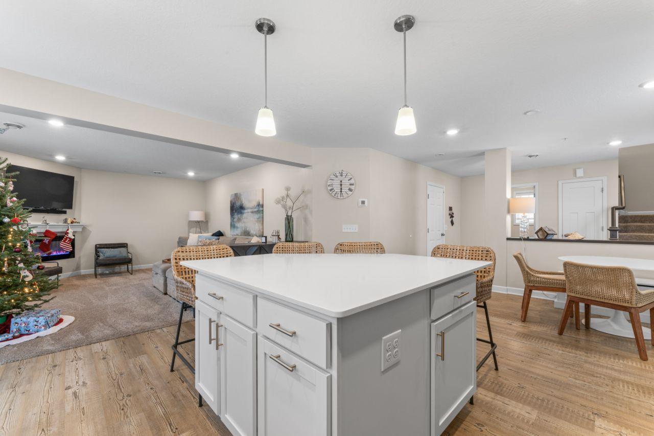 14331 Arctic Circle Rosemount, MN 55068 - Photo 4 of 21