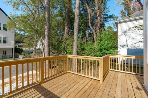 $529,000 | 5057 Lundy Drive, Unit 102, Raleigh, NC 27606